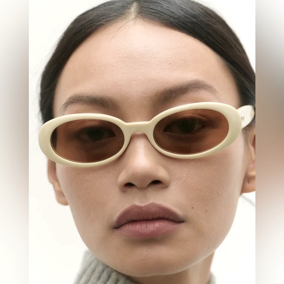 ✨DMY Studios Valentina Ivory Sunglasses - Picture 2 of 8